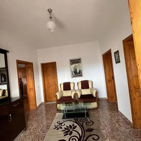 بيت للعطل Eri's House